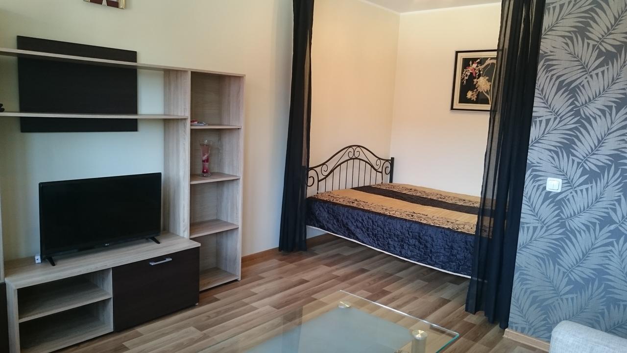 Paernu City Center Apartment Buitenkant foto